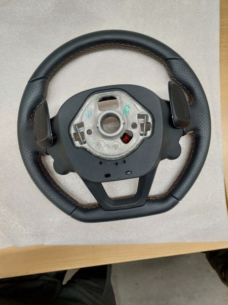 Volant multifunkční kůže s TIP TRONIC