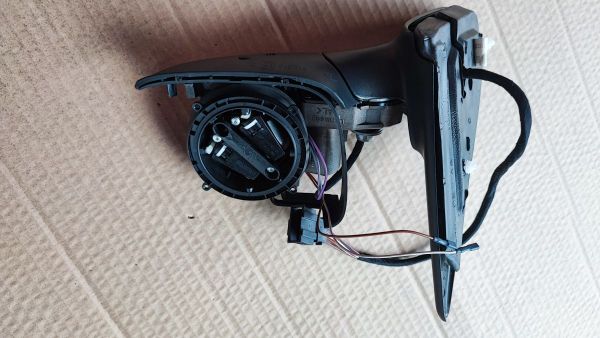 POUZDRO VNĚJŠÍHO ZRCÁTKA