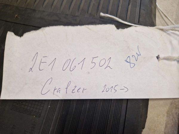 OE sada gumových koberců Volkswagen Crafter (2006 - 2016)