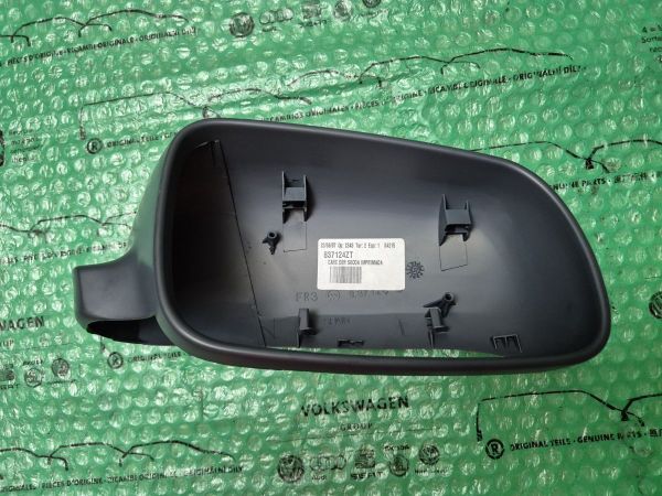 kryt pravého zpětného zrcátka velkého pro lak Škoda Octavia I (1U)