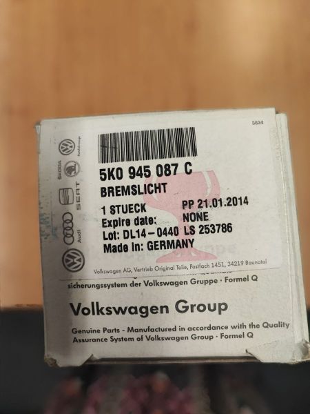 PŘÍDAVNÉ BRZDOVÉ SVĚTLO