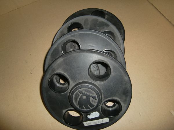 ozdobný kryt kola Favorit (sada 4 ks)