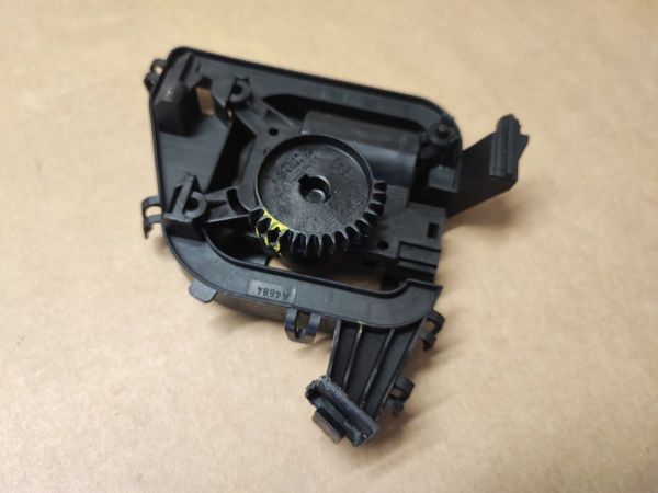 SERVOMOTOR