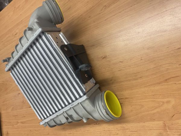 CHLADIČ NASÁVANÉHO VZDUCHU - INTERCOLER FABIA RS 96KW ASZ