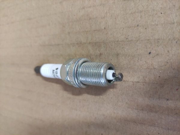 SVÍČKA ZAPALOVACÍ