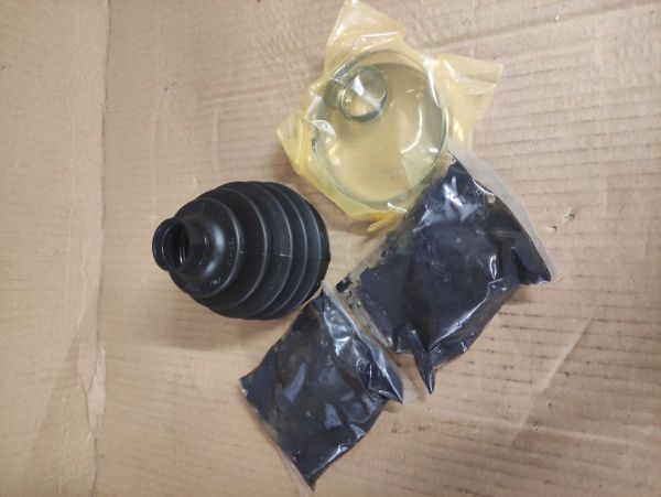 MANŽETA VNĚJŠÍHO KLOUBU