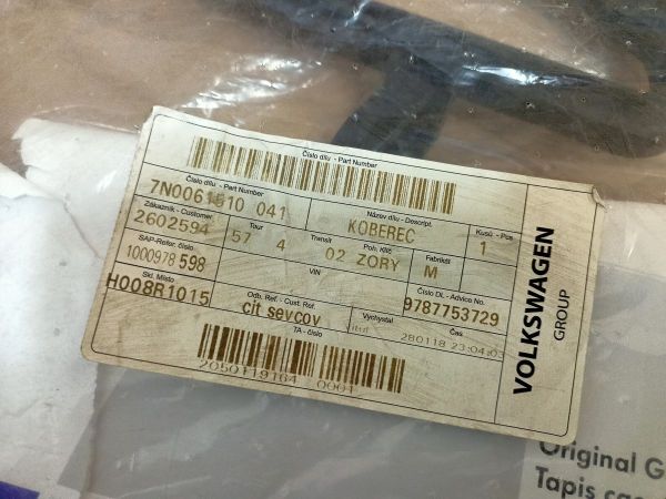 SADA GUMOVÝCH KOBERCŮ