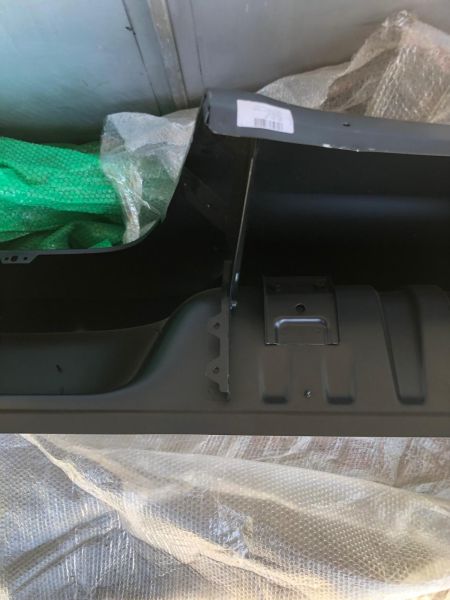 Zadní blatník, rám dveří vlevo (BOČNICE) VW AMAROK 2017-2022