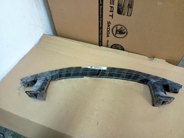 VÝZTUHA ŠKRÁBANCE