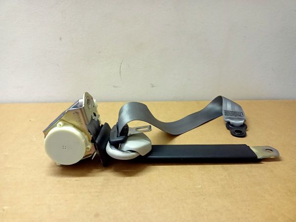 BEZPEČNOSTNÍ PÁS ŠKRÁBANCE