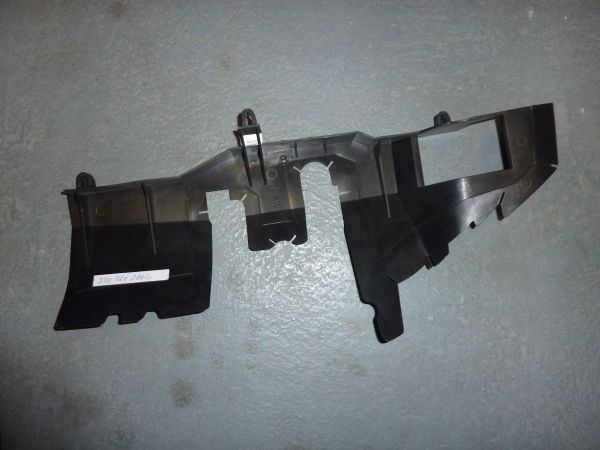 VEDENI VZDUCHU K CHLADICI VPRAVO - SUPERB (2014-15)