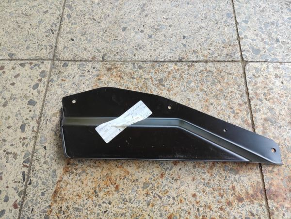 KRYT POD MOTOR