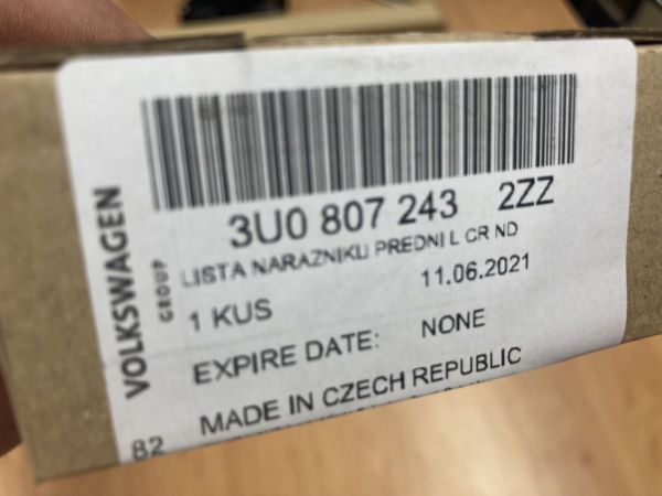 LIŠTA NÁRAZNÍKU SUPERB I