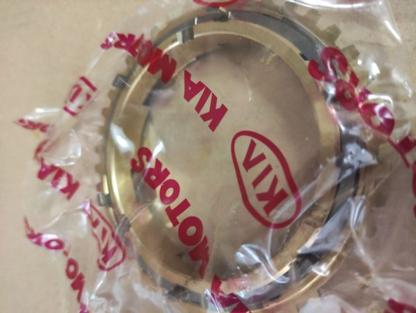 SYNCHORNIZAČNÍ KORUŽEK, DVOJITÝ KUŽEL