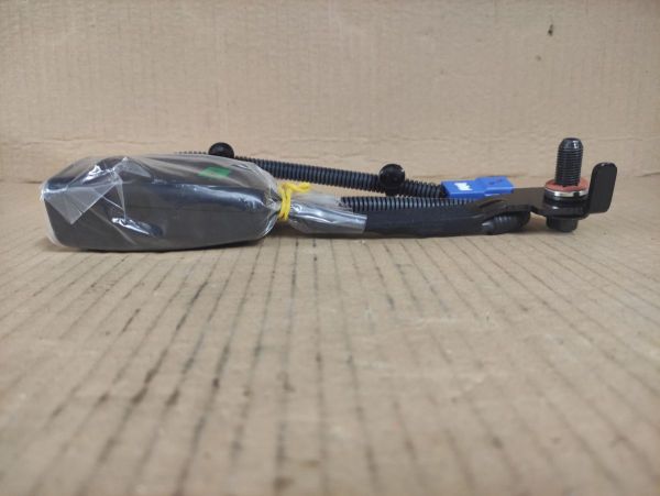 SPONA PŘEDNÍHI BEZP. PÁSU P