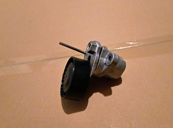 TLUMIČ VIBRACÍ ŘEMENU