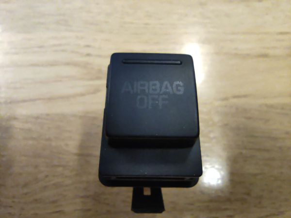 KONTROLKA DEAKTIVACE AIRBAGU