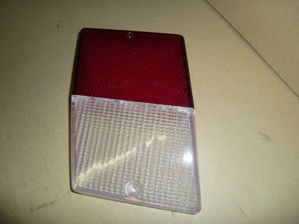 KRYT ZADNÍ SVĚTLO VNITŘNÍ - L FAVORIT