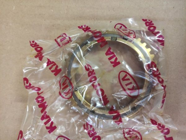 SYNCHORNIZAČNÍ KORUŽEK, DVOJITÝ KUŽEL