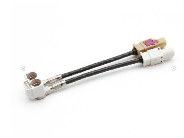 ANTENNI ADAPTER FAKRA 2/1