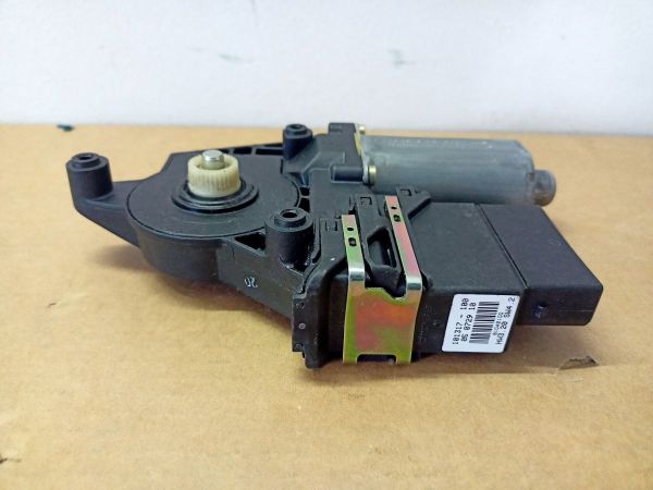 MOTOR PRO SPOUŠTĚČ OKNA