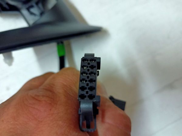 POUZDRO VNEJSIHO ZRCATKA