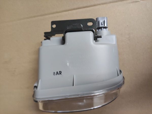 MLHOVÉ SVĚTLO LEVÉ