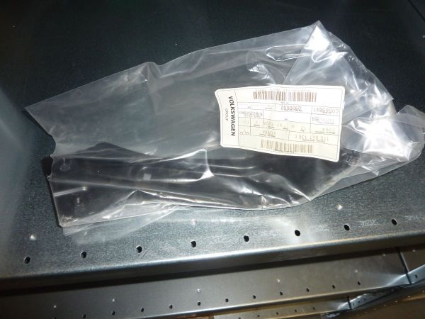 VZPERA BLATNIKU VPRAVO - CADDY, TOURAN