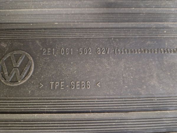 OE sada gumových koberců Volkswagen Crafter (2006 - 2016)
