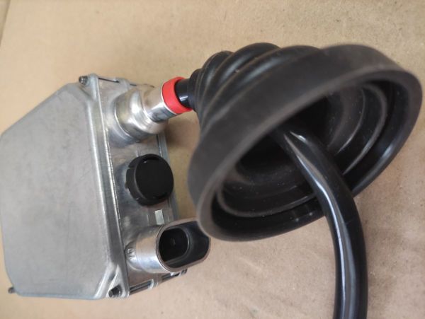 ŘÍDÍCÍ JEDNOTKA XENON