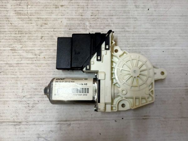 MOTOR PRO SPOUŠTĚČ