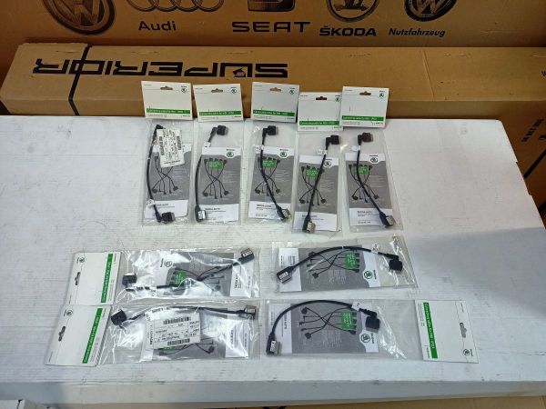 PROPOJOVACÍ KABEL IPOD/IPHONE