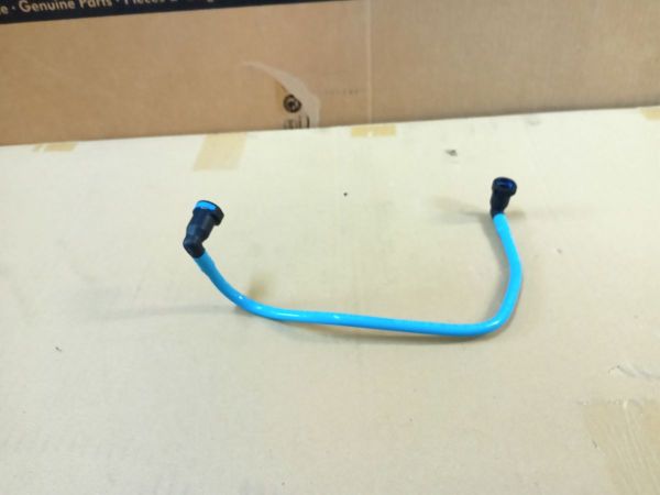 TRUBKA VEDENÍ PALIVA