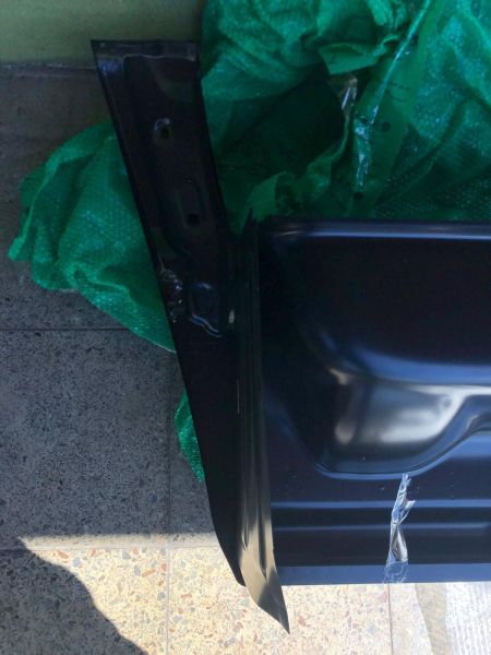 Zadní blatník, rám dveří vlevo (BOČNICE) VW AMAROK 2017-2022