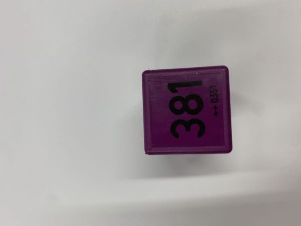 RELE 381 - PRO SVĚTLOMETY DO MLHY