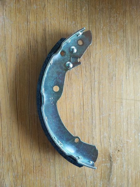 ČELISTI BRZDOVÝCH DESTIČEK