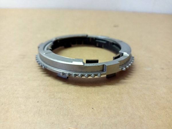 KROUŽEK SYNCHRONNÍ