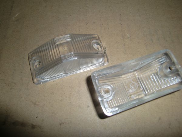 Kryt bočního ukazatele směru, čirý Favorit, Škoda 120