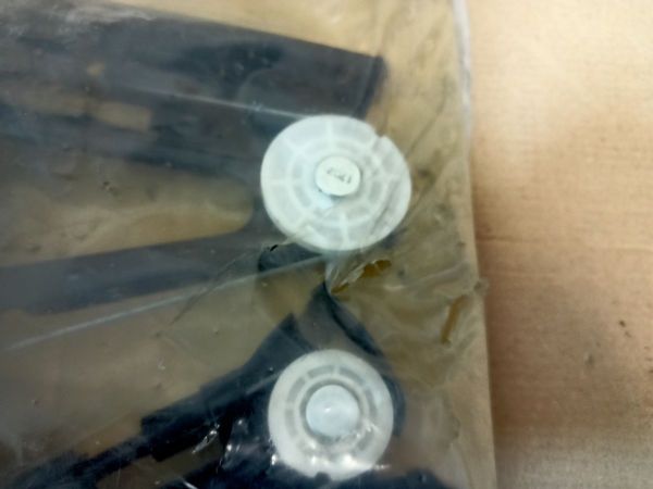 SPOUŠTĚČ SKLA BEZ MOTORU