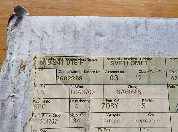 SVĚTLOMET HALOGENOVÝ