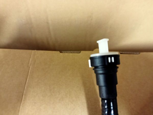 SPOJOVACÍ TRUBKA S AKF VENTILEM