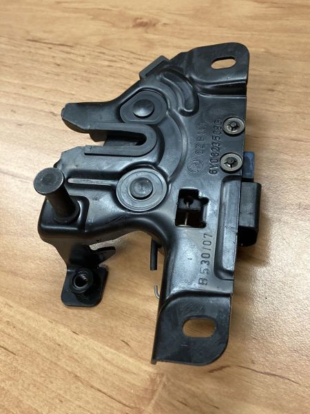 Zámek kapoty FABIA I