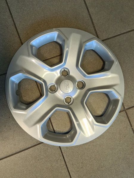 Originální 16" kryty kol Ford