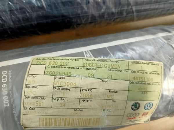 KOBEREC ZAVAZADLOVÝ POŠKOZENO