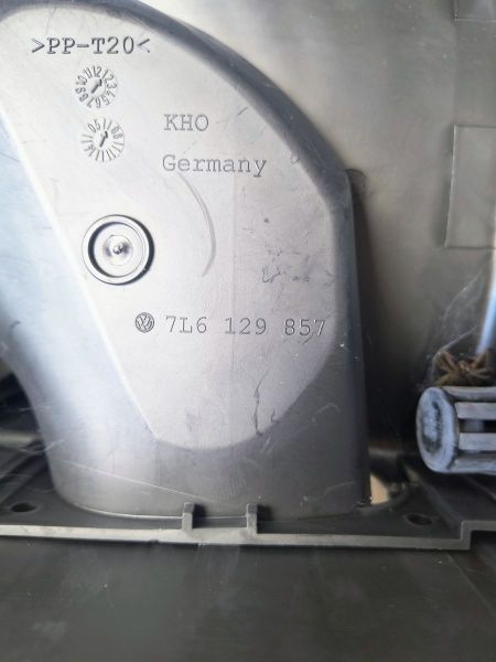 ČISTIČ VZDUCHU / SPODNÍ ČÁST