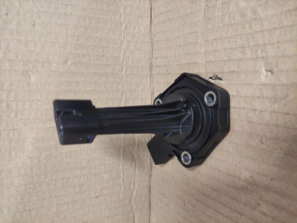 ČIDLO HLADINY OLEJE