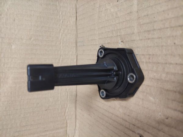 ČIDLO HLADINY OLEJE