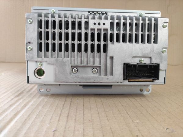 AUTORÁDIO ORIGINÁLNÍ USB, AUX, MP3, RDS