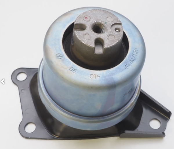 Uložení motoru vpravo