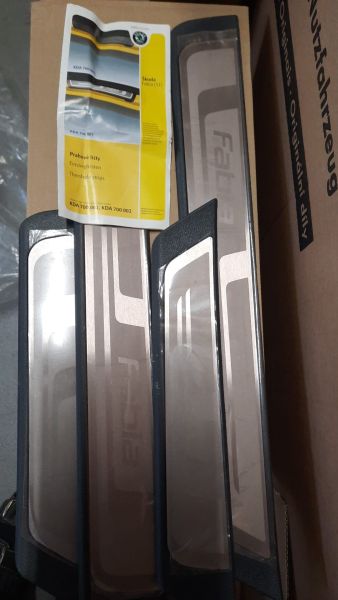 LISTY PRAHOVE DEKORATIVNI